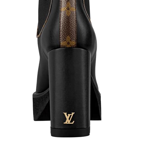 LV Beaubourg High Boots .